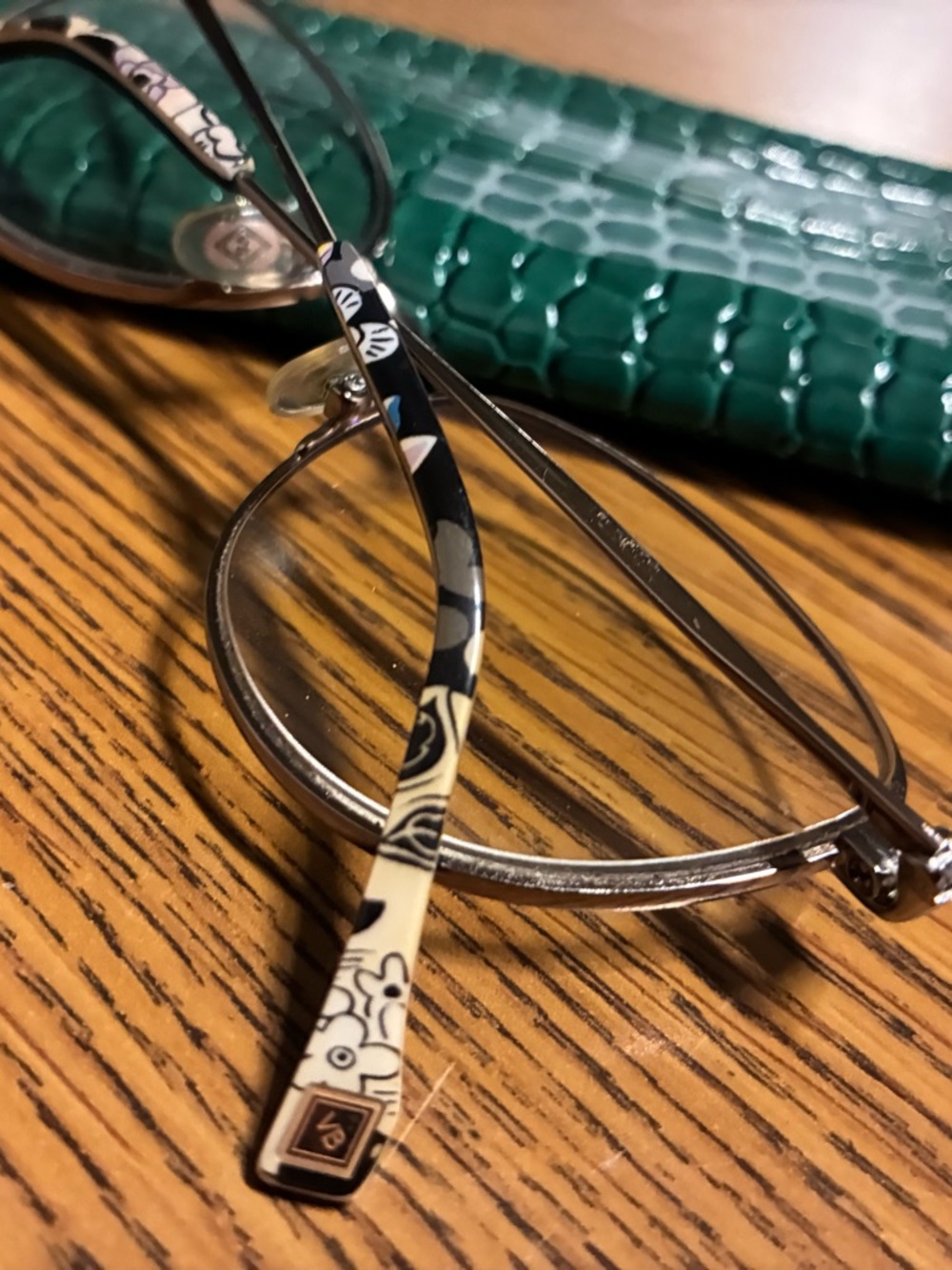 Vera Bradley Floral Print Metal Reading Glasses - Black & Cream